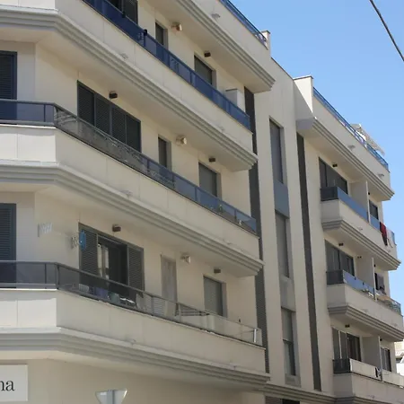 Apartment Capri 4 Inmomart *
